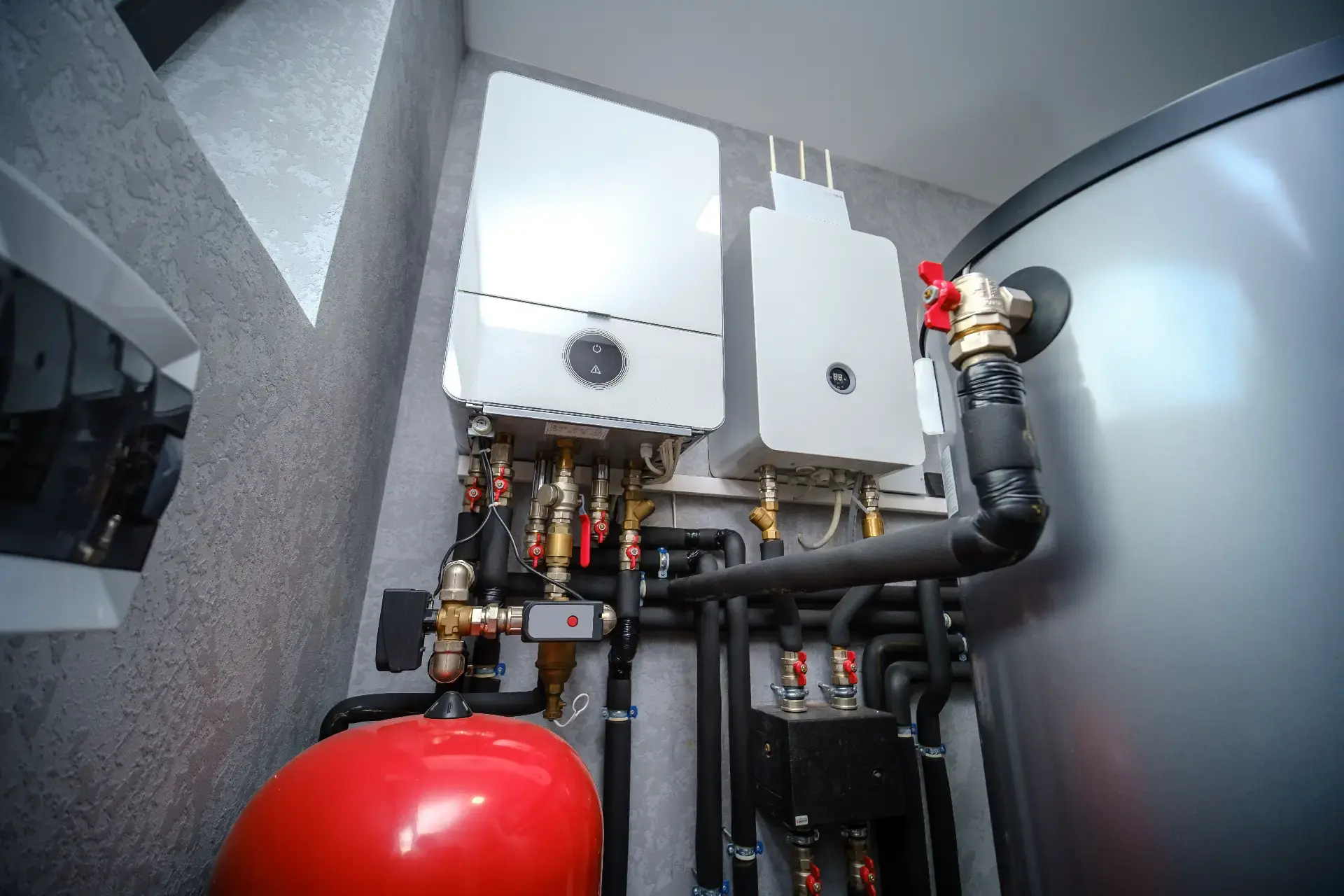 SBK Plumbing boiler technician in Clarkstown, NY